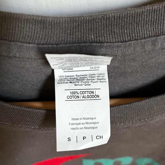 Gray Vintage Style Print KMart T-Shirt, Men/Unisex Small - Picture 4 of 4